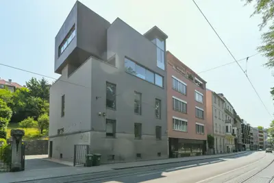 Gewerbeimmobilie zum Kauf in Centar, 602 m² - 1