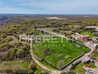 Građevinsko zemljište 9.487 m², Kanfanar - mirna lokacija - 3