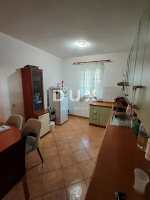 Haus 278 m², Vrsi - 3 Apartments und Hof mit Olivenbäumen - 14