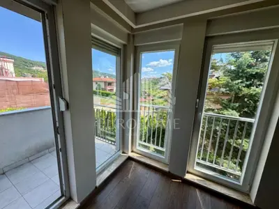 Apartment 103 m², Šestine - quiet street and greenery - 10