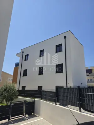 Mediteranski luksuz u Brodarici | Potpuno namješten stan uz more, 67 m² - 12
