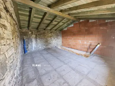 Autentična, istarska kamena kuća, s pogledom na more – Buje! - 7