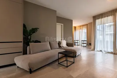 Wohnung 132 m², Donji grad, Zentrum und Grünflächen - 4