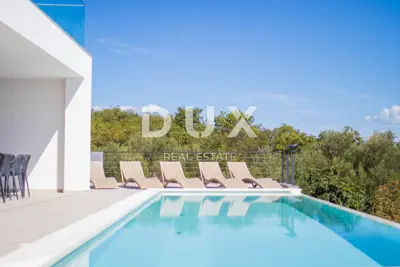 Villa 238 m², Umgebung von Krk - am Rand der Bauzone - 5