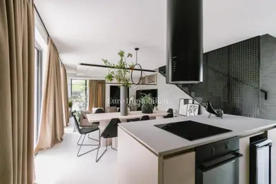House for sale in Srima, 200 m² - 7