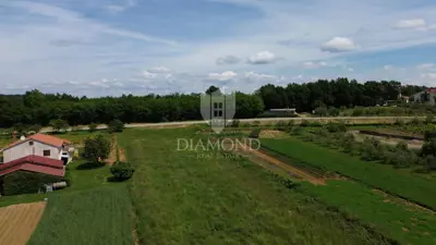 Gračišće, građevinsko zemljište 1.637 m², ravno i pravilnog oblika - 5