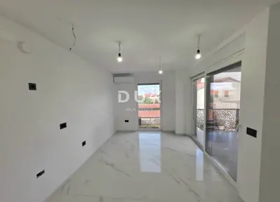 Wohnung 72,6 m², Fažana - 2 Schlafzimmer und Loggia - 2