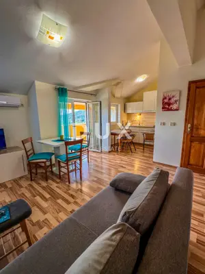 Wohnung 61 m², Mali Lošinj - 3 Schlafzimmer und Loggia - 5
