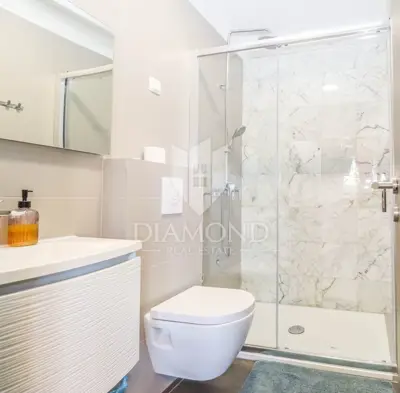 House for sale in Centar, 320 m² - 18
