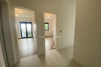 Neugebautes 2 Zimmer Apartment in Meeresnähe, Vodice - 5