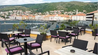 Hotel 1.000 m², Senj - 14 Delux-Zimmer am Strand - 2