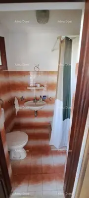 Kuća 300 m², Vodnjan - 4 sobe, garaža i dvorište - 17