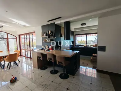 House for sale in Bale, 331 m² - 2