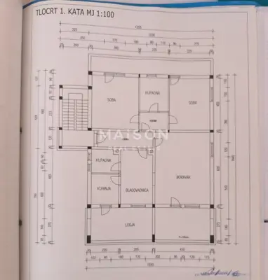 Krk - house with three residential units and a large yard - 10
