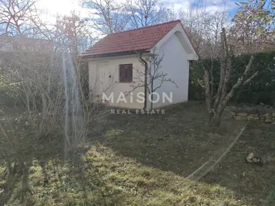 Krk - house with three residential units and a large yard - 5