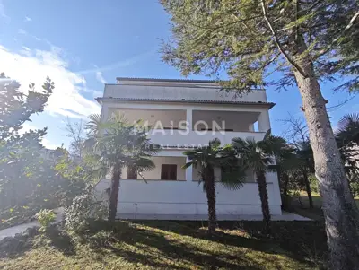 Krk - house with three residential units and a large yard - 3