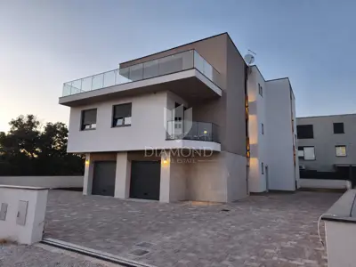 Penthouse 114 m², Štinjan - große Terrasse und Jacuzzi - 15