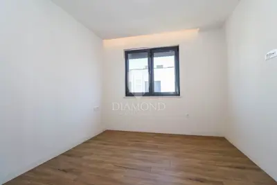 Penthouse 114 m², Štinjan - velika terasa i jacuzzi - 20