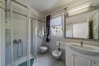 Haus 281 m², Vela Luka am Meer, 6 Apartments und Meerblick - 16