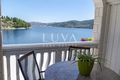 Haus 281 m², Vela Luka am Meer, 6 Apartments und Meerblick - 11