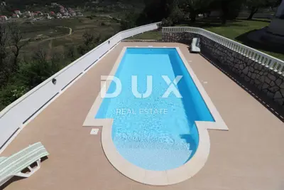Villa 410 m², Supetarska Draga - Meerblick und Pool - 12