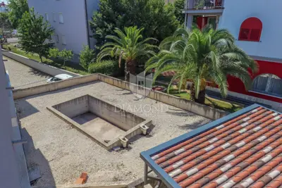 House 260 m², Rovinj - pool and parking spaces - 3