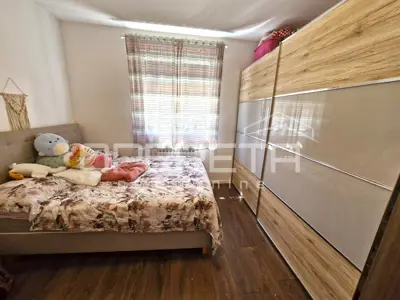 PRODAJA, STAN, SESVETE, 91 m², vrt - 5