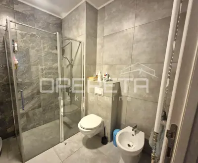 PRODAJA, STAN, SESVETE, 91 m², vrt - 15