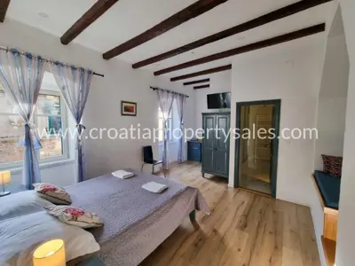 Kuća i apartman, Šibenik - stari grad, 100 m od mora