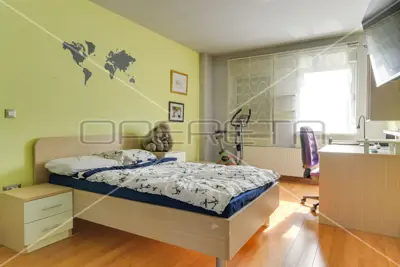 House 323 m², Donja Stubica - near the center and quiet location - 13