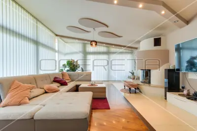 House 323 m², Donja Stubica - near the center and quiet location - 4