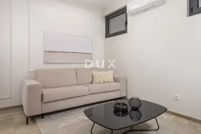 Studio apartment 46 m², Opatija - Centar, by the sea - 4