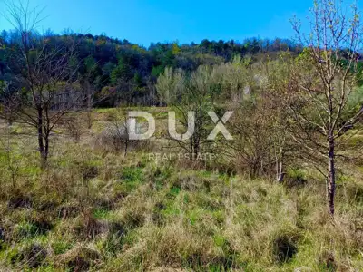 Agricultural land 10,498 m², Buzet - panoramic views - 10