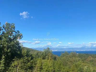 Land plot for sale in Brseč