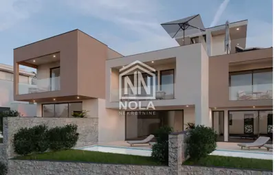 Kuća 172 m² u Vodicama, bazen i krovna terasa - 2