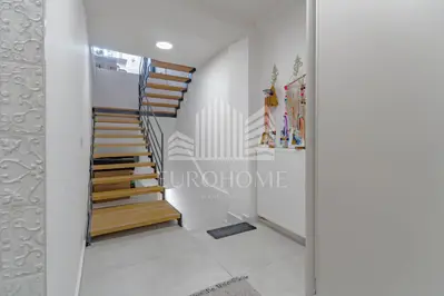 Apartment 203 m², Medveščak, newly renovated multi-level family apartment - 17