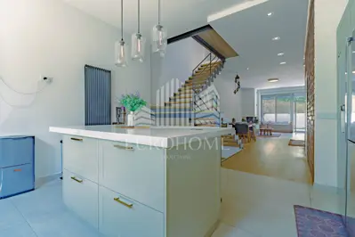 Apartment 203 m², Medveščak, newly renovated multi-level family apartment - 4