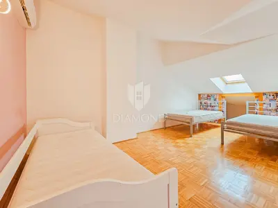 Apartment in Umag, 3rd floor, 2 terraces and sea view - 7
