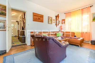Haus zum Kauf in Ksaver, 227 m² - 2