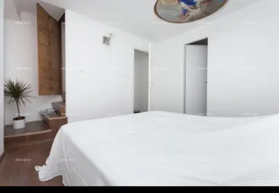 House 100 m², old town of Rovinj - three apartment units - 3