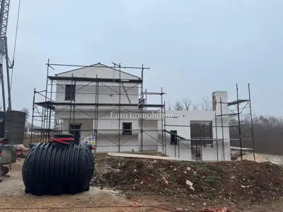 Kuća 150 m², Nedešćina - bazen i 3 spavaće sobe - 7