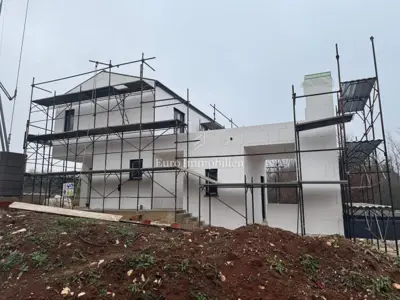 Kuća 150 m², Nedešćina - bazen i 3 spavaće sobe - 4