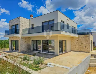 Villa 240 m², Tar bei Poreč, beheizter Pool