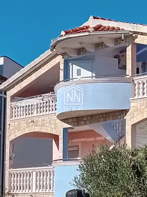 Stan 36 m², Vodice - visoko potkrovlje