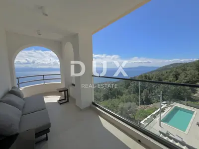 Apartment 101.67 m², Lovran - panoramic views of Kvarner