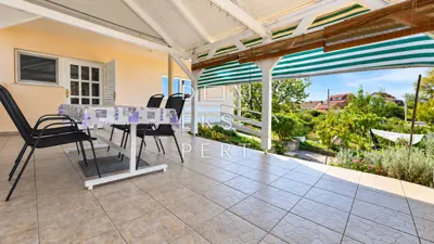 Brckovljani, Obiteljska kuća u mirnom okruženju - 267 m² - 6