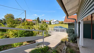 Brckovljani, Obiteljska kuća u mirnom okruženju - 267 m² - 4