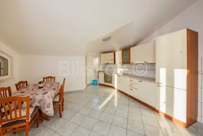 Apartmanski objekt 503 m², Zatoglav - 7 apartmana blizu plaže - 15