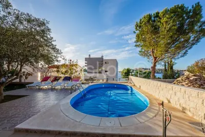 Apartmanski objekt 503 m², Zatoglav - 7 apartmana blizu plaže - 6