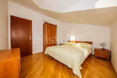 Apartmanski objekt 503 m², Zatoglav - 7 apartmana blizu plaže - 12